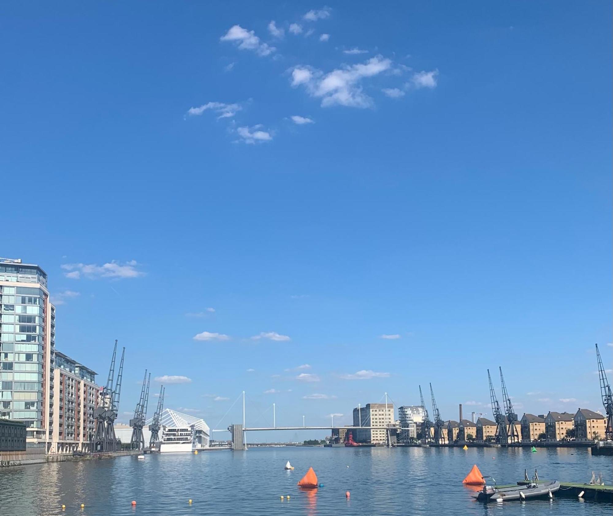 Апартаменты Excel, O2, Canary Wharf, Airport - Free Parking
